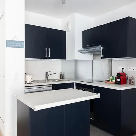 Spacious - Close To Paris Center Apartment