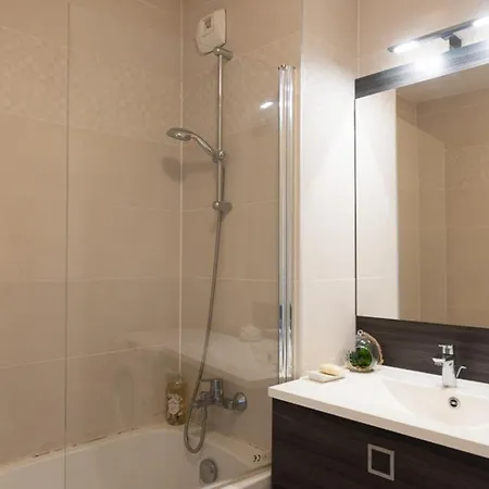 Apartment Spacious - Close To Paris Center